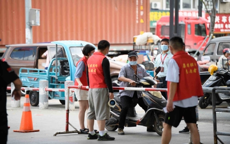 戰(zhàn)“疫”陣地，我們一直堅守